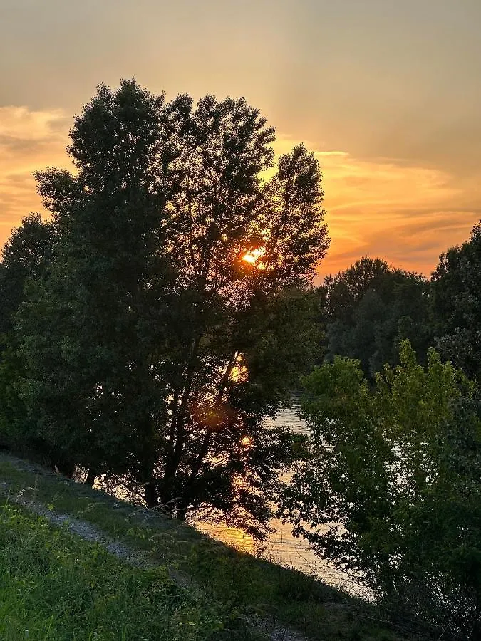 Sulla Ciclabile Apartment Lungo Il Fiume Adige Zevio 0*,  Itália